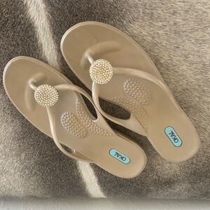 OKA b. Beige Sandals with Sparkling Accent